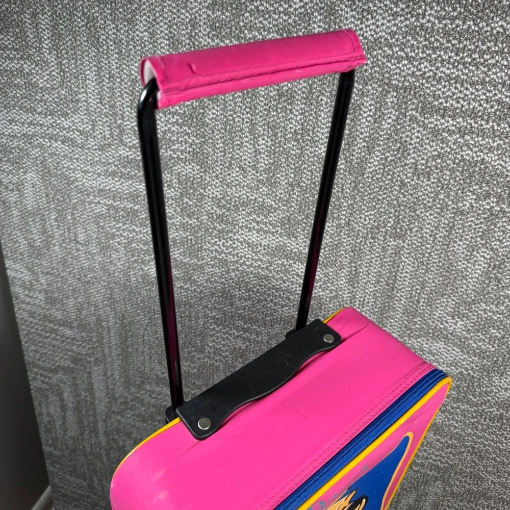 Disney Suitcase Winnie the Pooh Kids Pink Rolling Vintage Travel Luggage‎ Bag
